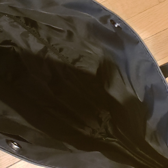 NWT Tote with stripes - Picture 5 of 6